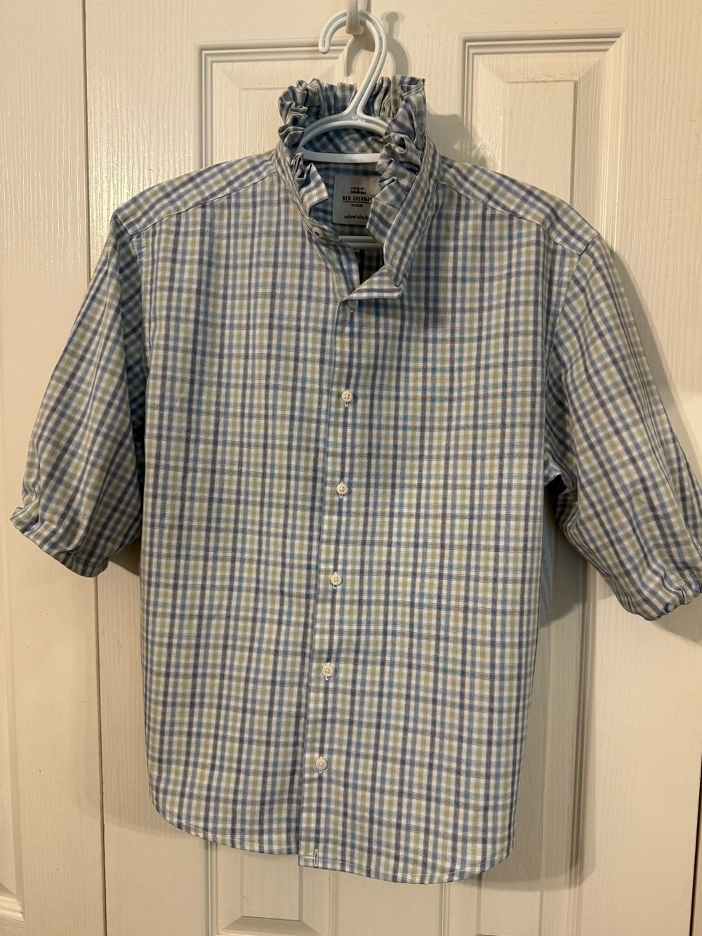 Ruffle Collar Women’s Blue Plaid Button-Up Shirt - Classic Short Sleeve